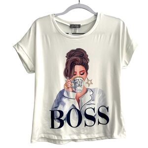 Short sleeve Tee Shirt with cuff sleeves. Image “Boss” Size: XL Color: White